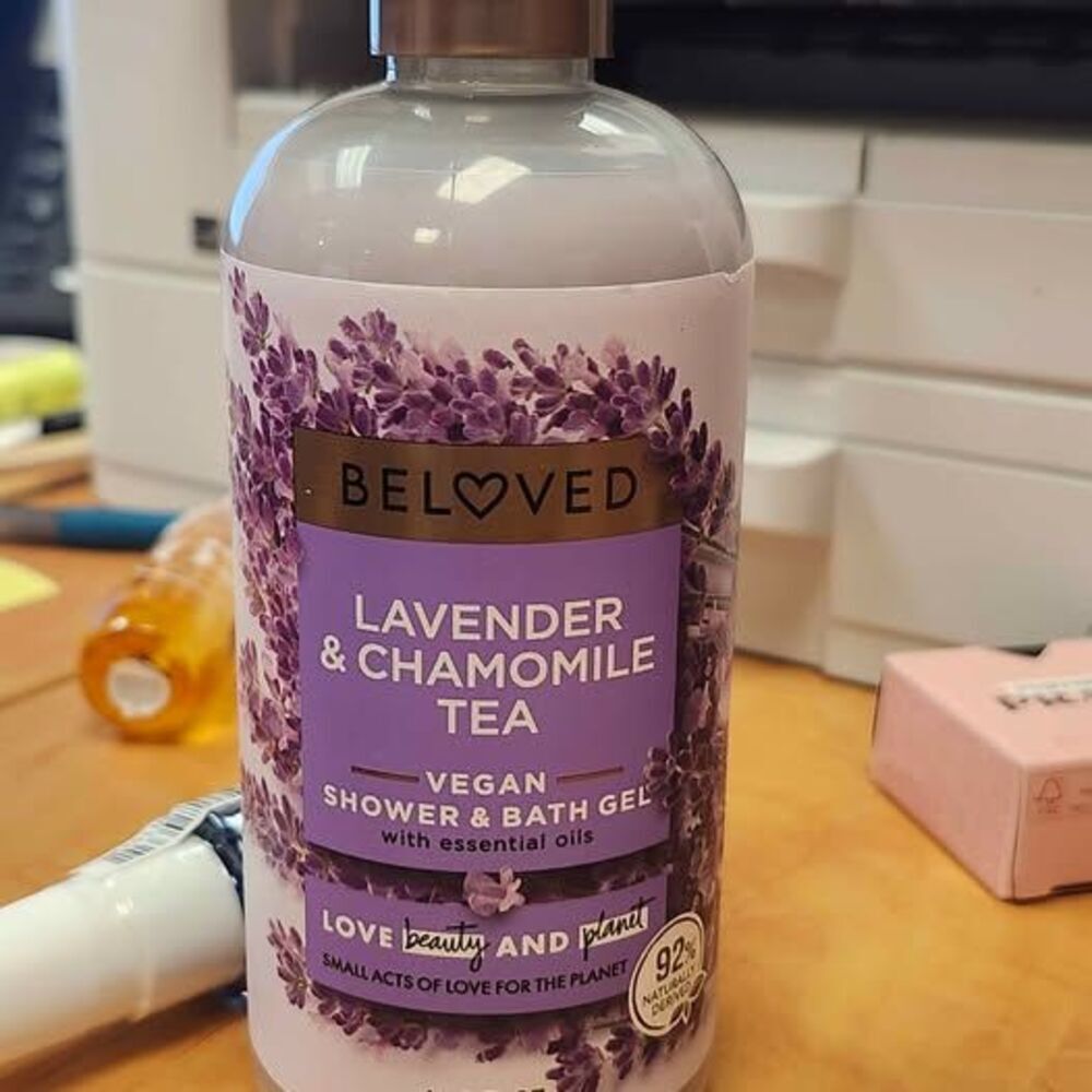 🌿 Beloved by Love Beauty and Planet: Lavender & Chamomile Tea Shower Gel 🌿